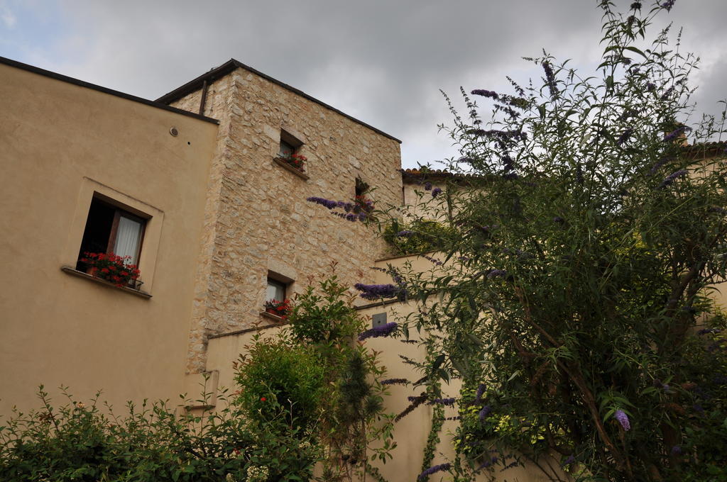 Hotel Locanda Cacio Re Vallo di Nera Exterior foto