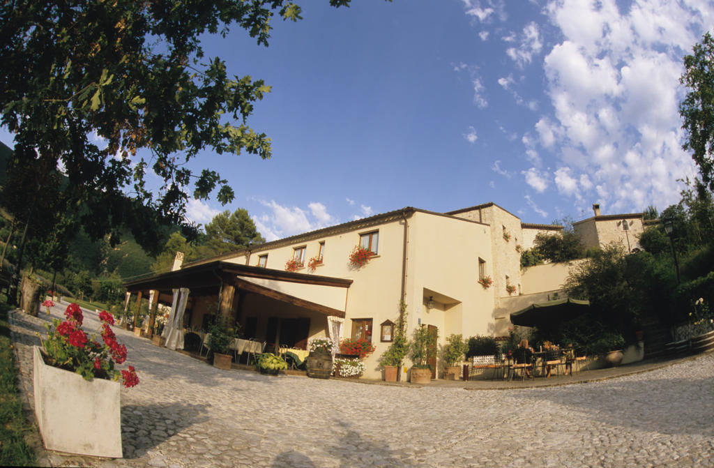 Hotel Locanda Cacio Re Vallo di Nera Exterior foto