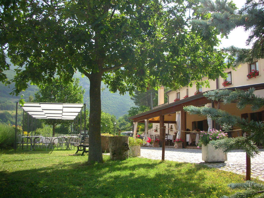 Hotel Locanda Cacio Re Vallo di Nera Exterior foto